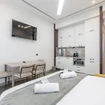 Apartment Via Cerva 7 *
