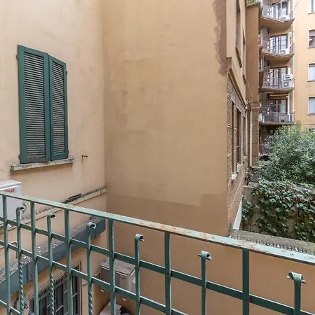 Via Cerva 7 Milano